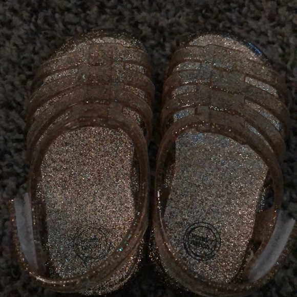 Sandals - Picture 1 of 5